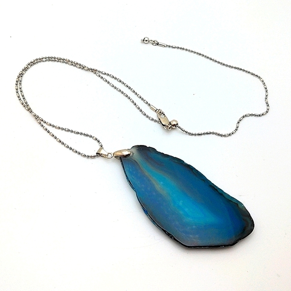 381MIDALANE Handcrafted Blue Agate Adjustable Necklace